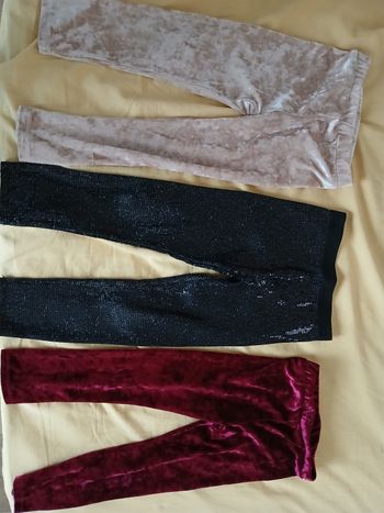 Lot de leggings pour fille taille 4ans