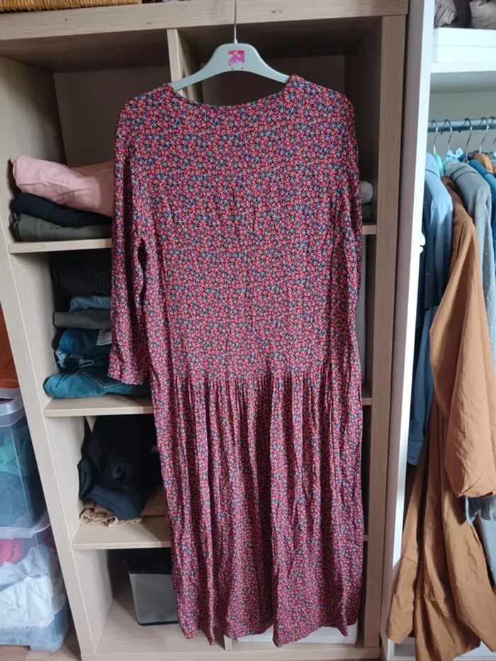 Robe fleurie de printemps Monoprix t.40 - photo numéro 2