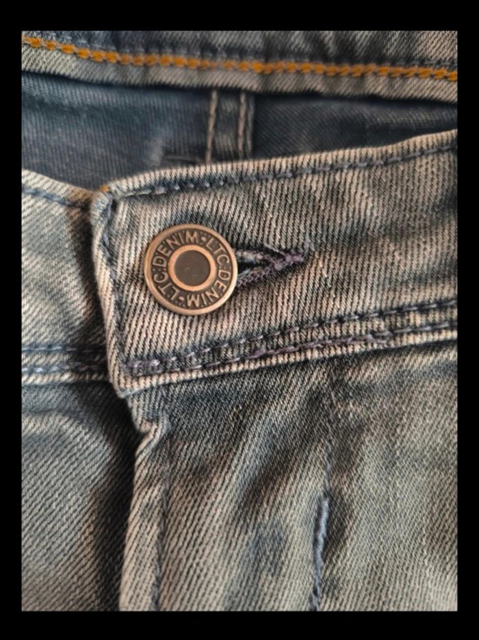 Jeans garçon 10ans Le Temps des cerises 🍒 bon état - photo numéro 2