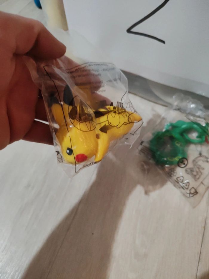 Figurine McDonald's pokemon. - photo numéro 3
