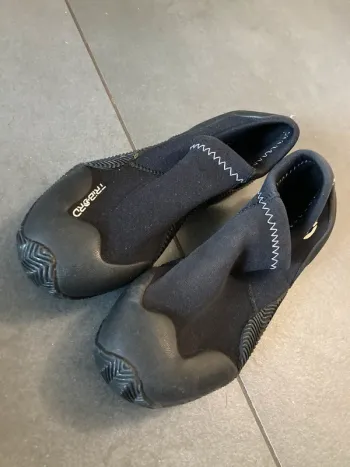 chaussures d’eau 33/34 rivière