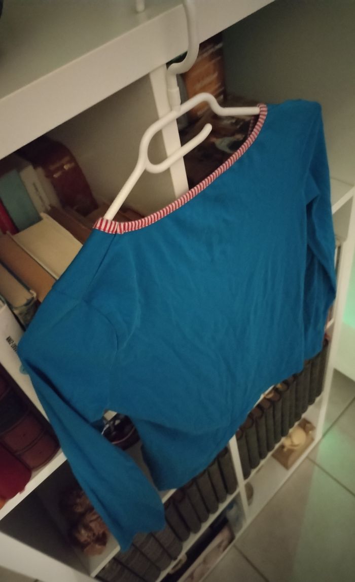 Haut manches longues "Creeks" 95% coton en très bon état - photo numéro 2