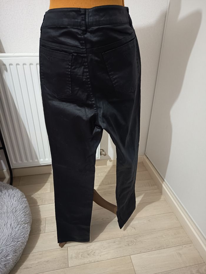 Pantalon - photo numéro 3