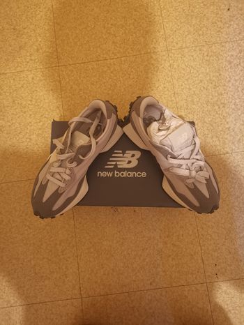 New balance 327. T 37
