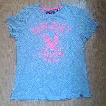 T-shirt Superdry gris et Rose