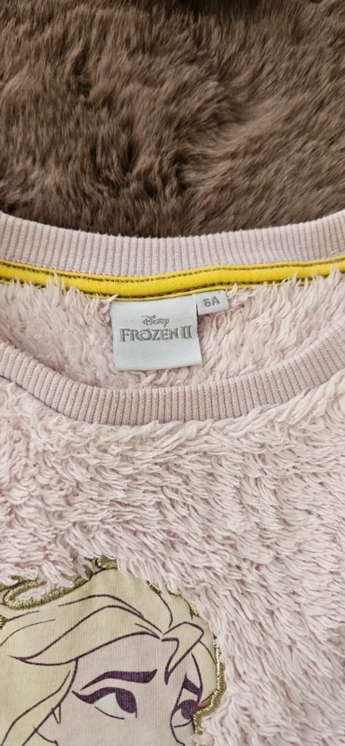 Pull reine des neiges 6 ans fille - photo numéro 2