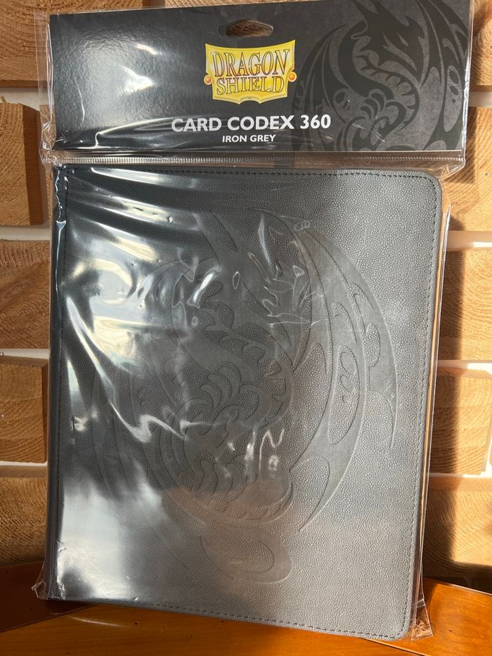 Classeur premium noir 360 Dragon Shield - photo numéro 6