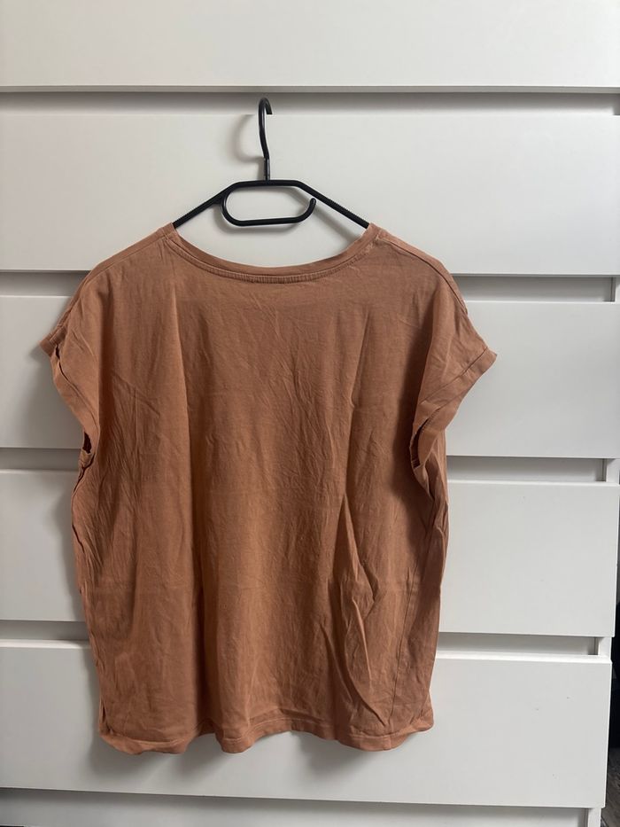 Tee-shirt - photo numéro 2