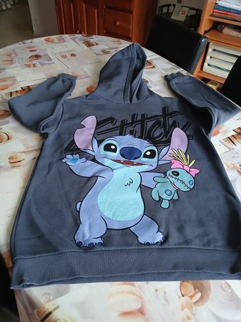 Sweat "Disney Stitch " 12 ans.