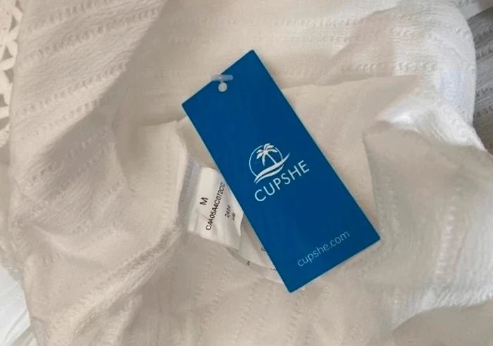 Robe cupshe  neuve taille M - photo numéro 4