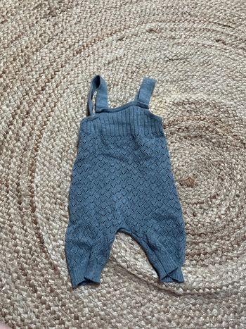 Salopette en maille bébé fille