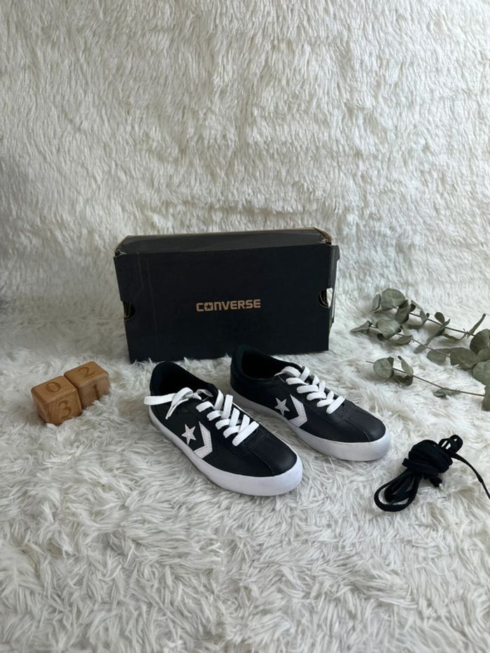 Paire de basket Converse coloris noir taille 31