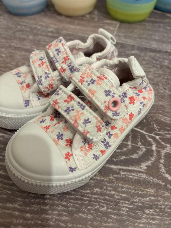 baskets In Extenso fleuries – Pointure 18 - photo numéro 2