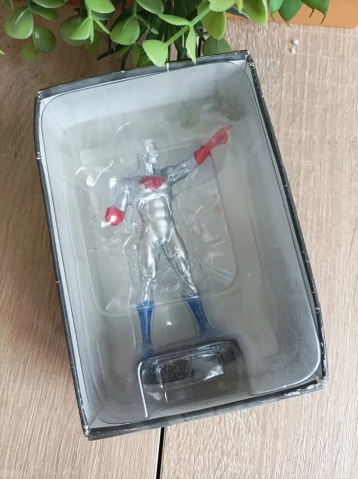 Figurine Captain Atom DC Comics Eaglemoss Super Hero - photo numéro 3