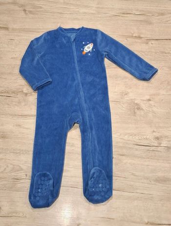 Pyjama 12 mois neuf