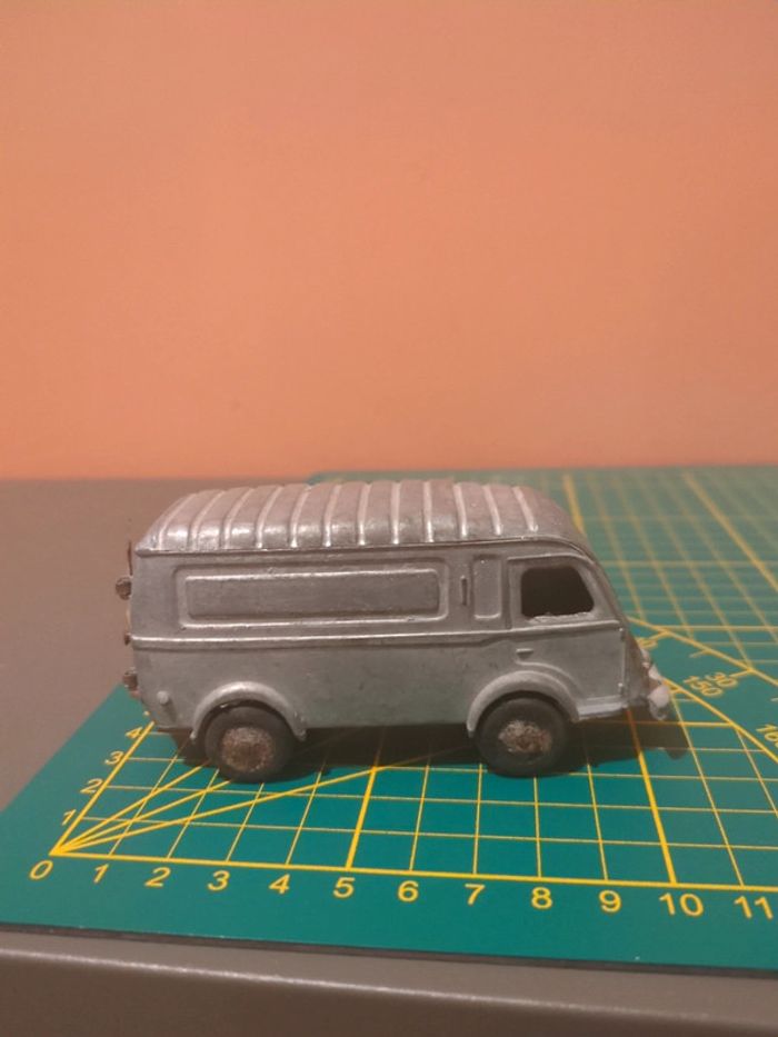Renault 1000 kg fourgon Cig - photo numéro 3
