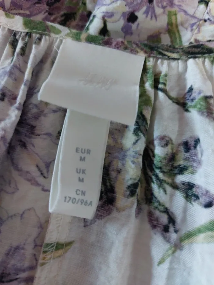 Très jolie robe légère fleurie volantée - photo numéro 7