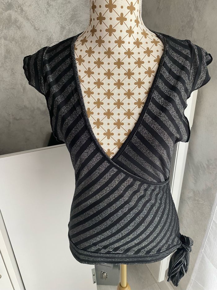 Top Jennyfer Taille L (40)