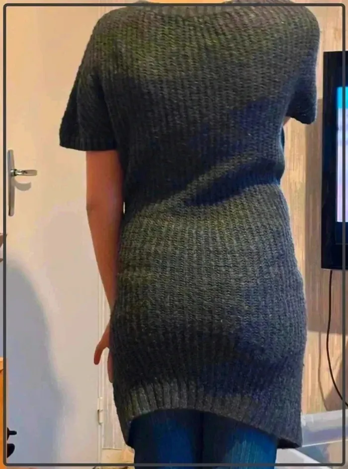 Robe  pull  taille 40 - photo numéro 2
