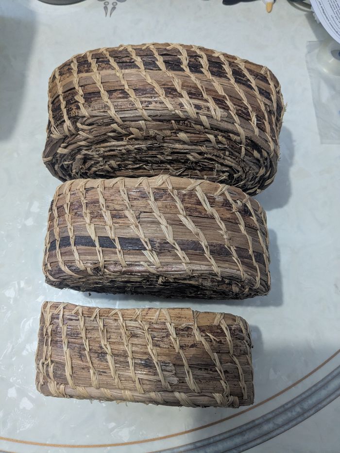 Magnifique ensemble de corbeilles tressées gigognes vintage. De - photo numéro 3