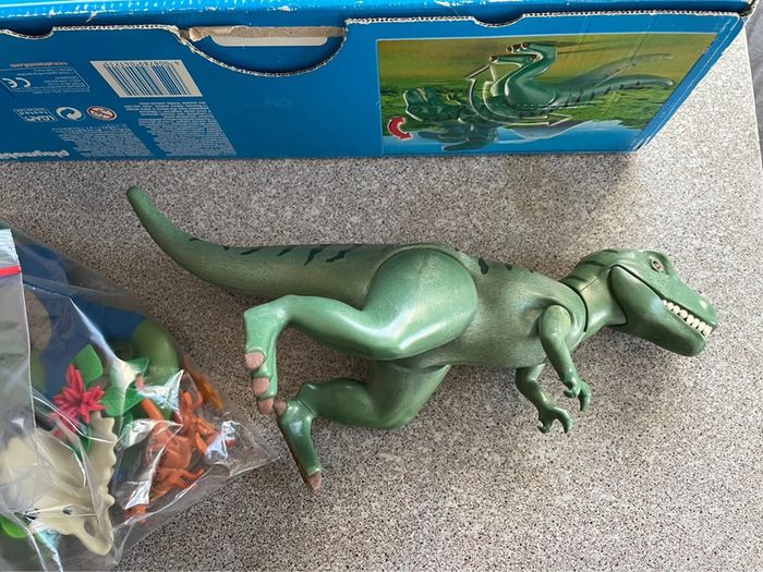 Boîte playmobil Dinosaures 4171 Tyrannosaure avec Velociraptors - photo numéro 13
