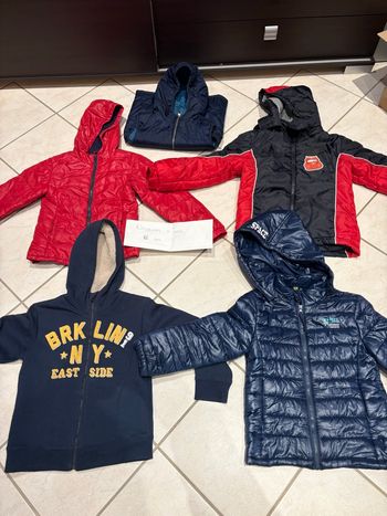 Lot Vestes Manteaux Doudounes 8 ans