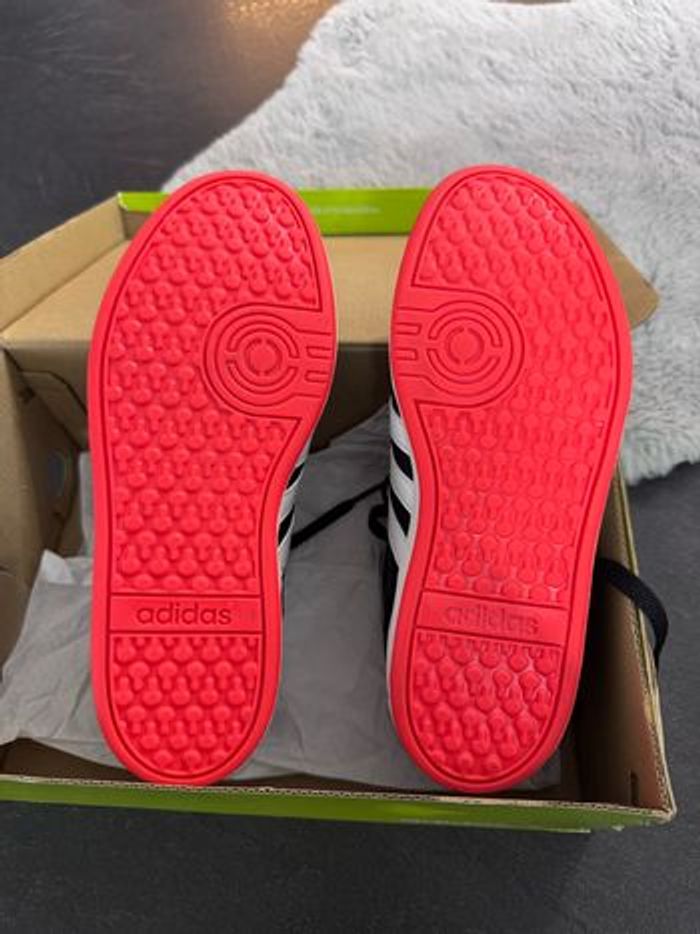 Baskets adidas enfants - photo numéro 5
