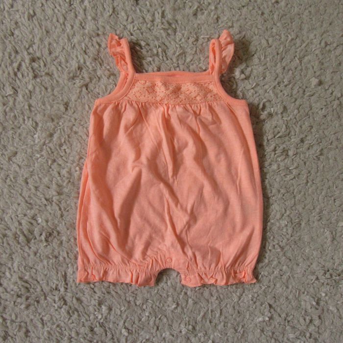 Lot de 2 combishorts 4-6 mois - photo numéro 2