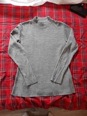 Pull col montant taille 3(46/48)