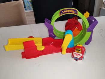 Tut Tut Bolides Looping