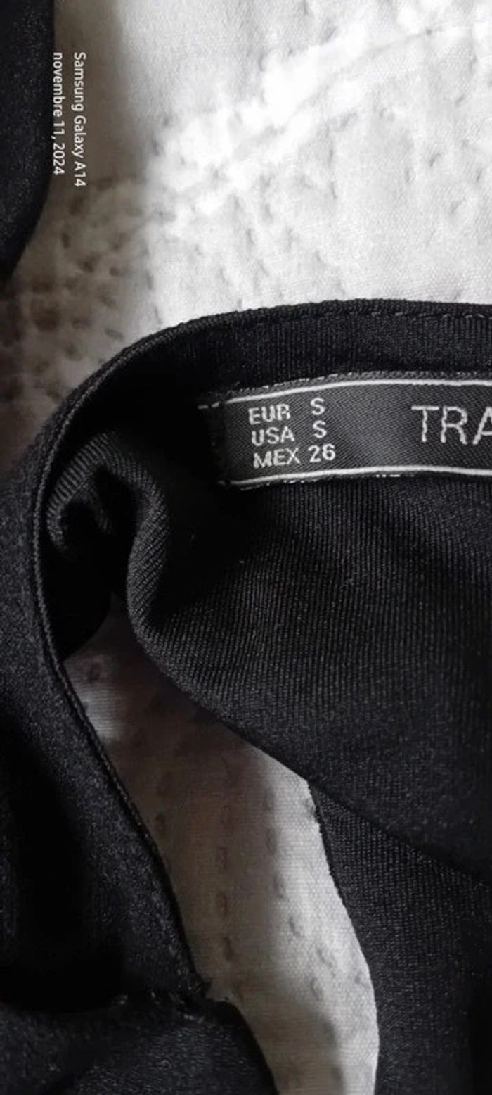 Robe chic noire dos ouvert bande élastique femme S Trafaluc Zara - photo numéro 19