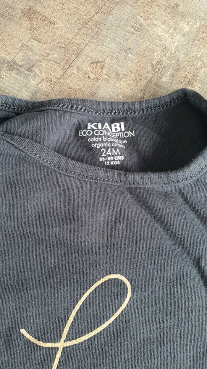 T-shirt kiabi 24 mois en très bon état - photo numéro 3