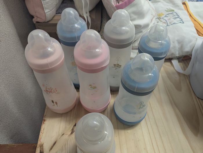 Lot 7 biberons - photo numéro 2