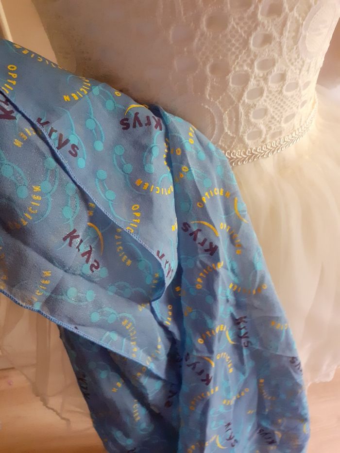 Foulard en soie - photo numéro 3