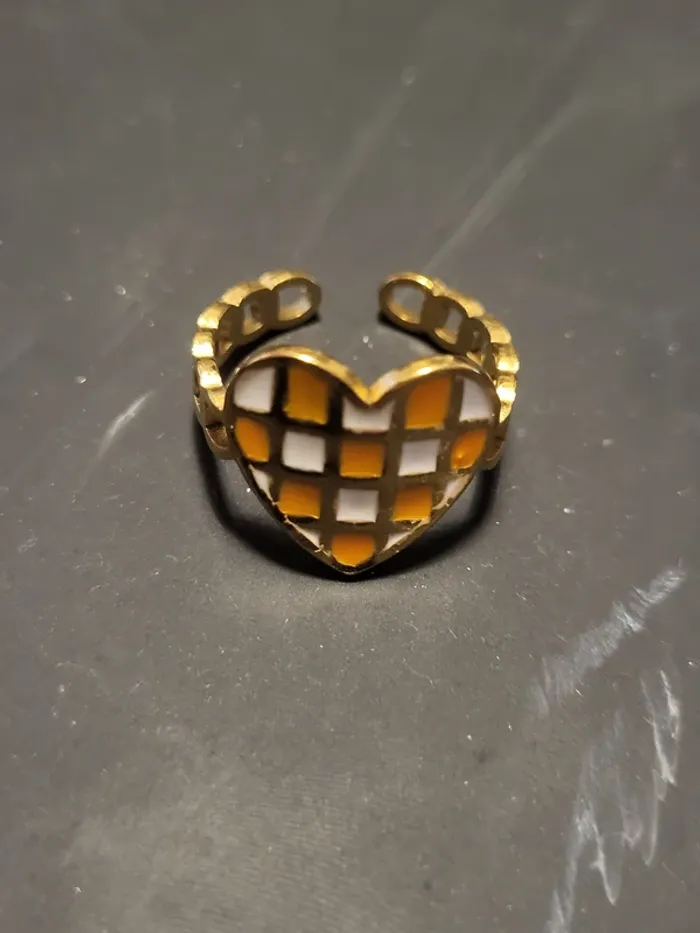 Bague acier inoxydable ajustable cœur damier orange et blanc