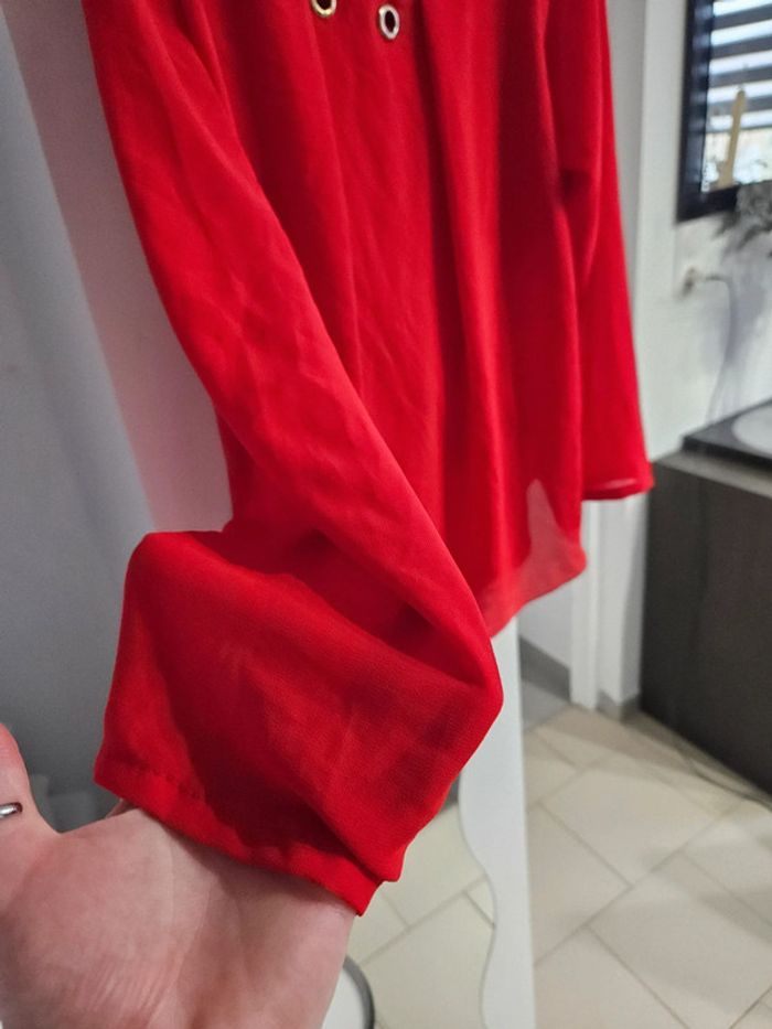 Blouse rouge - photo numéro 2