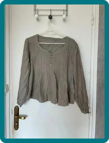 Blouse beige marron clair