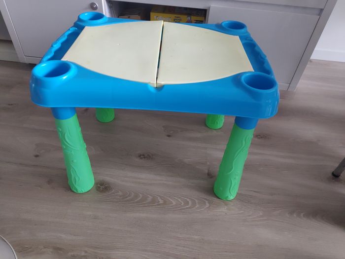 Table d'activités enfants - photo numéro 3