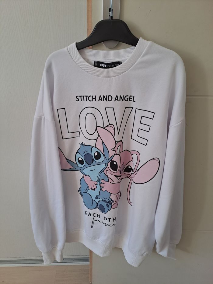 Pull femme Stitch et Angel