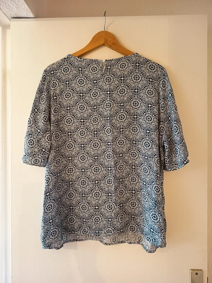 Blouse légère manches courtes LC Waikiki en 48 - photo numéro 6