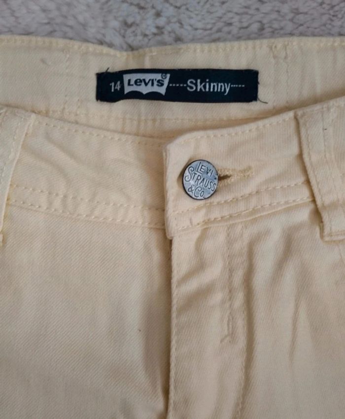 Jean Levi's jaune pâle taille 14 ans - photo numéro 4