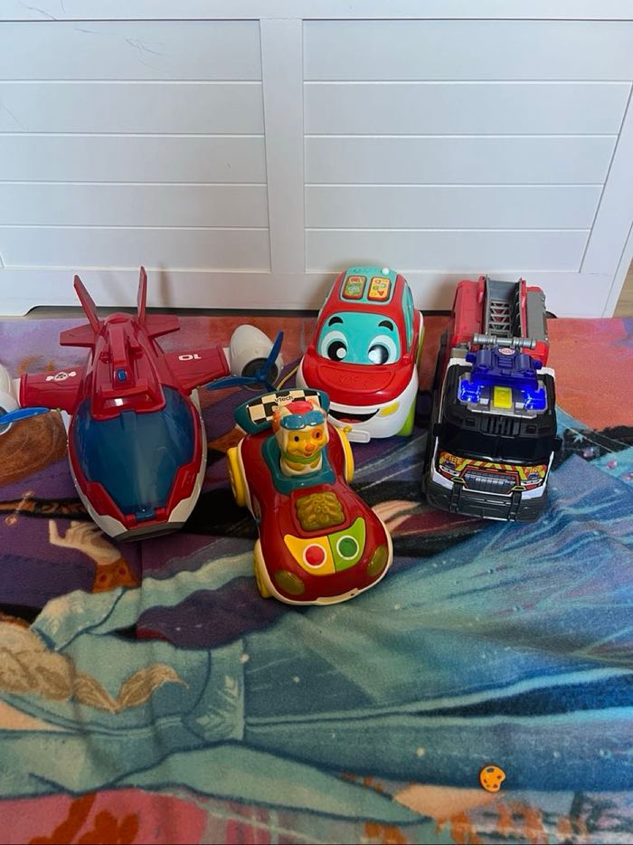 Lot de jouets