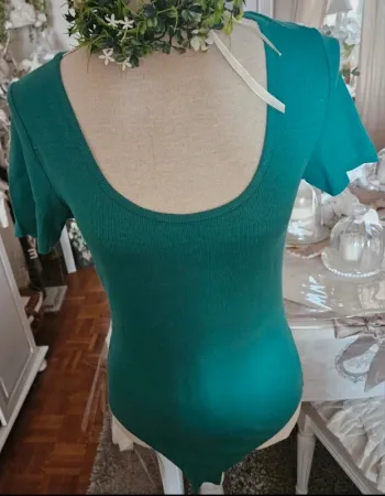 Body vert col arrondi Kiabi Taille M Neuf