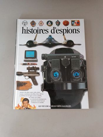 Histoire d'espion les yeux de la découverte Gallimard numéro 68.