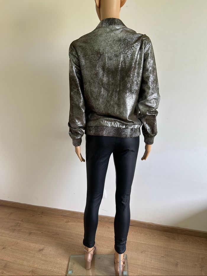 Blouson kaki et argenté Zara taille XS comme neuf - photo numéro 6