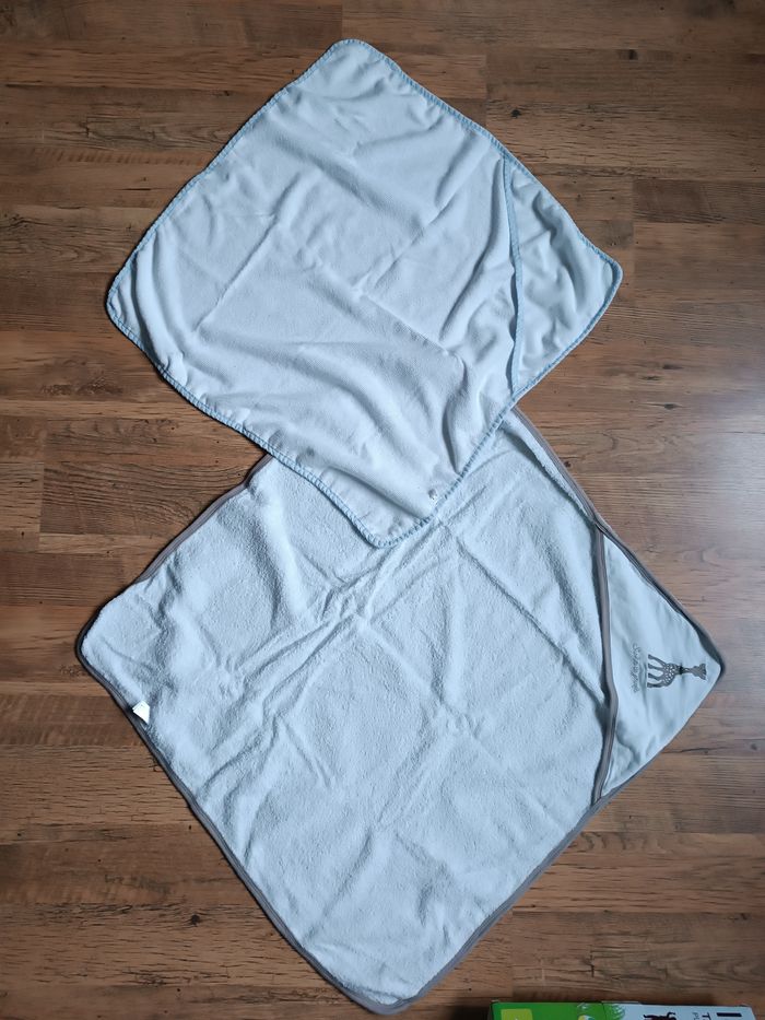 Serviettes de bain bébé