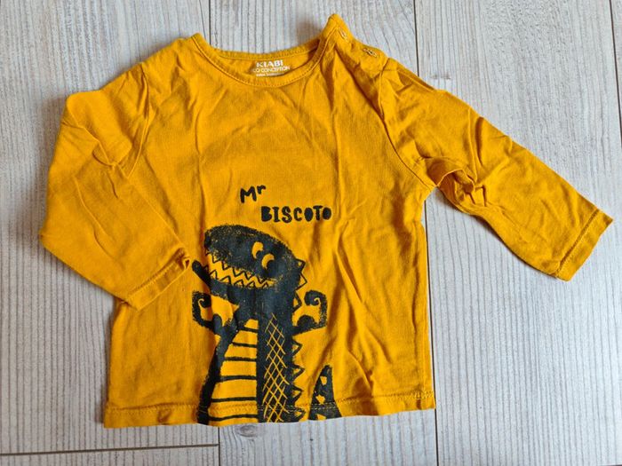 3 Tshirt manches longues 6 mois - photo numéro 2