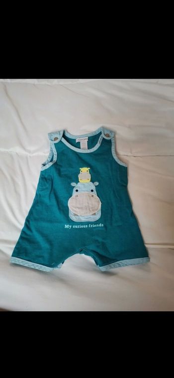 Combinaison taille 1 mois