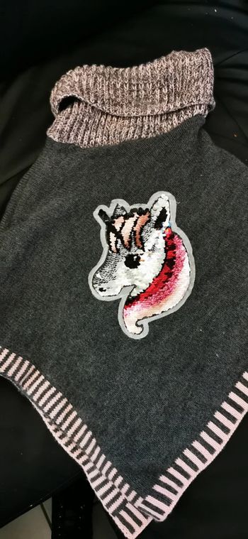 Poncho licorne neuf 8 ans