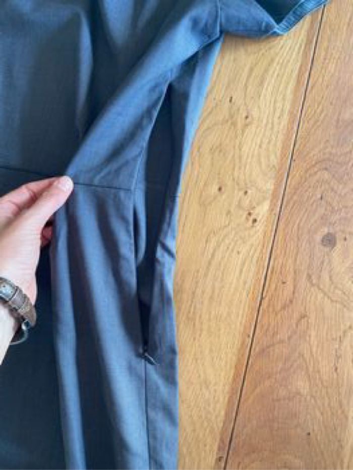 Robe cintrée taille L - photo numéro 4